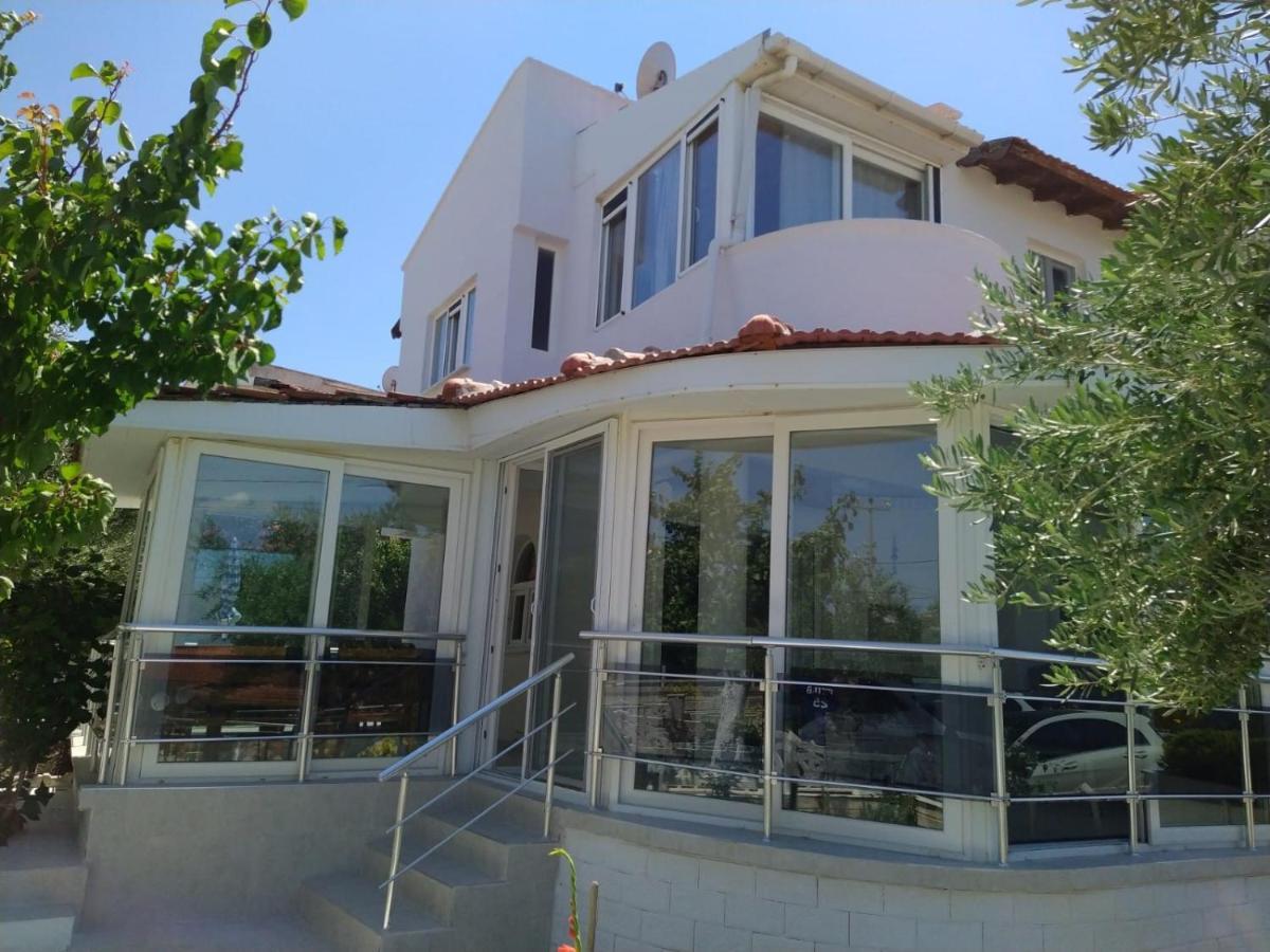 Cesme Burcu Sitesi Yaman Villa ภายนอก รูปภาพ