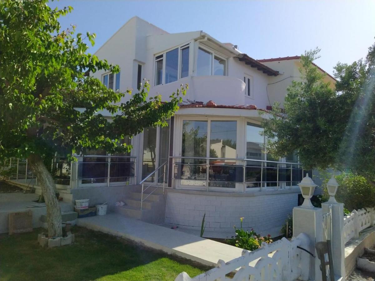 Cesme Burcu Sitesi Yaman Villa ภายนอก รูปภาพ