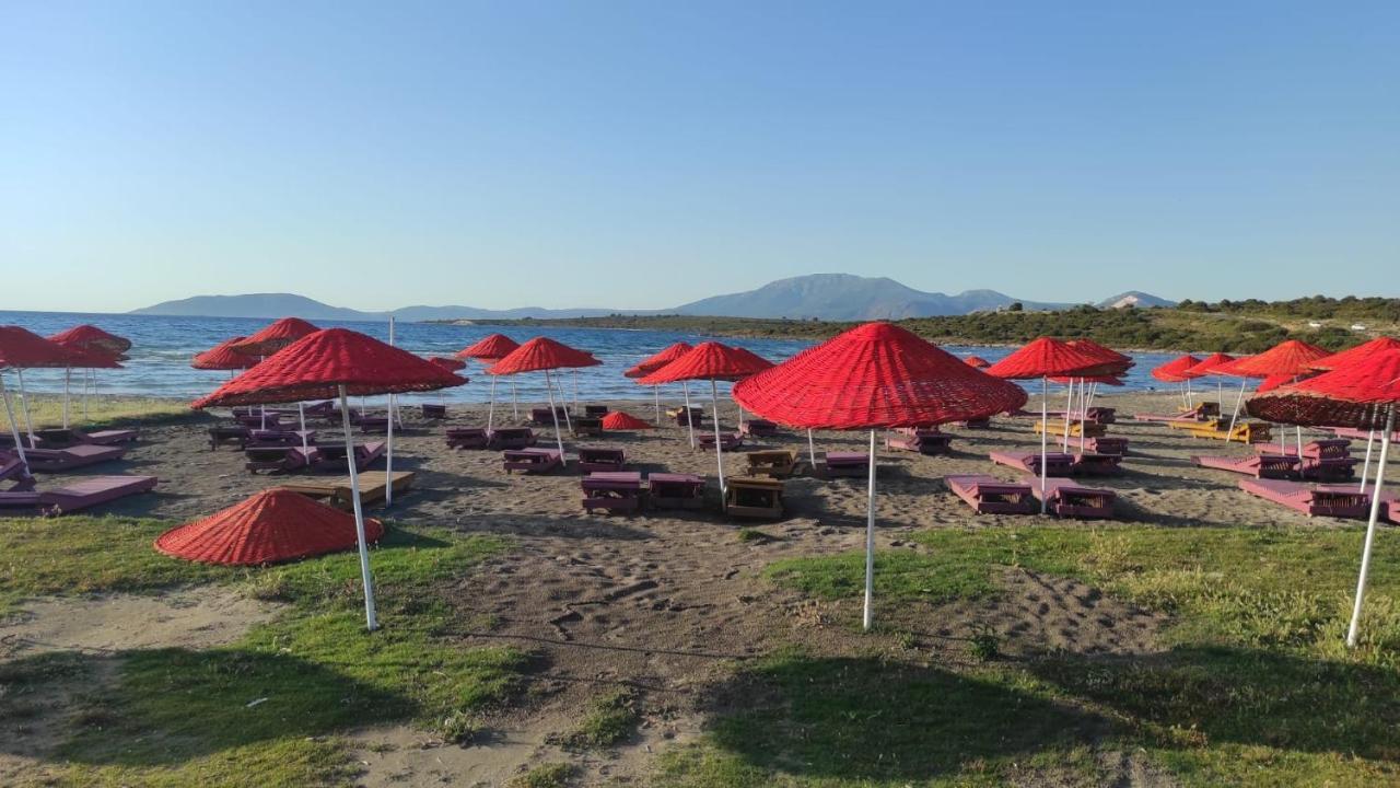 Cesme Burcu Sitesi Yaman Villa ภายนอก รูปภาพ