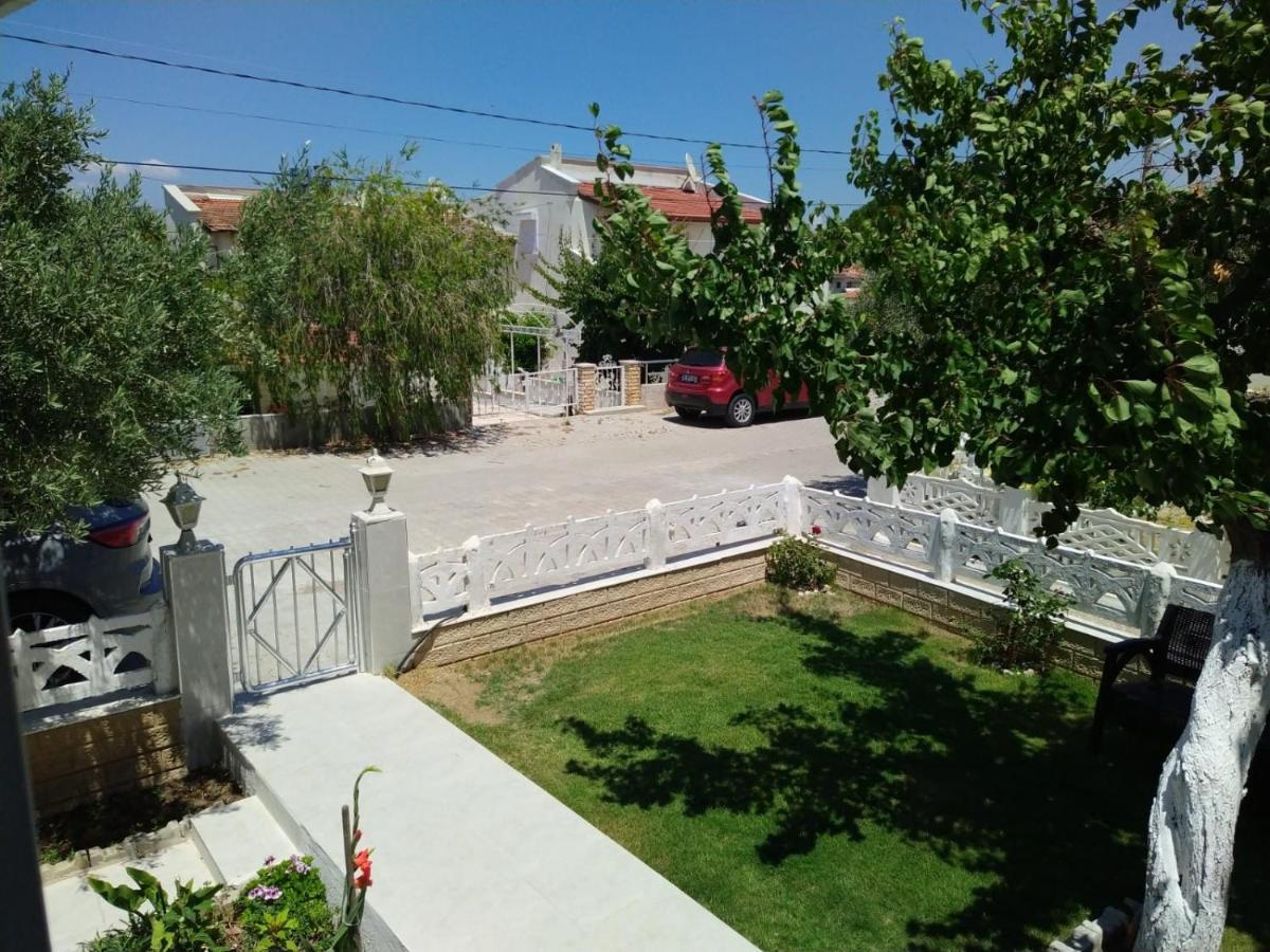 Cesme Burcu Sitesi Yaman Villa ภายนอก รูปภาพ